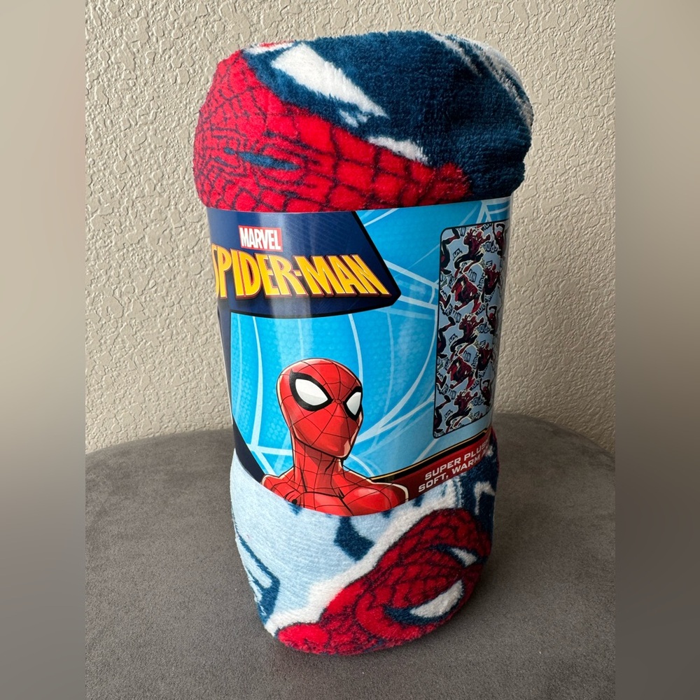 Spider-man Throw Blanket NWT
